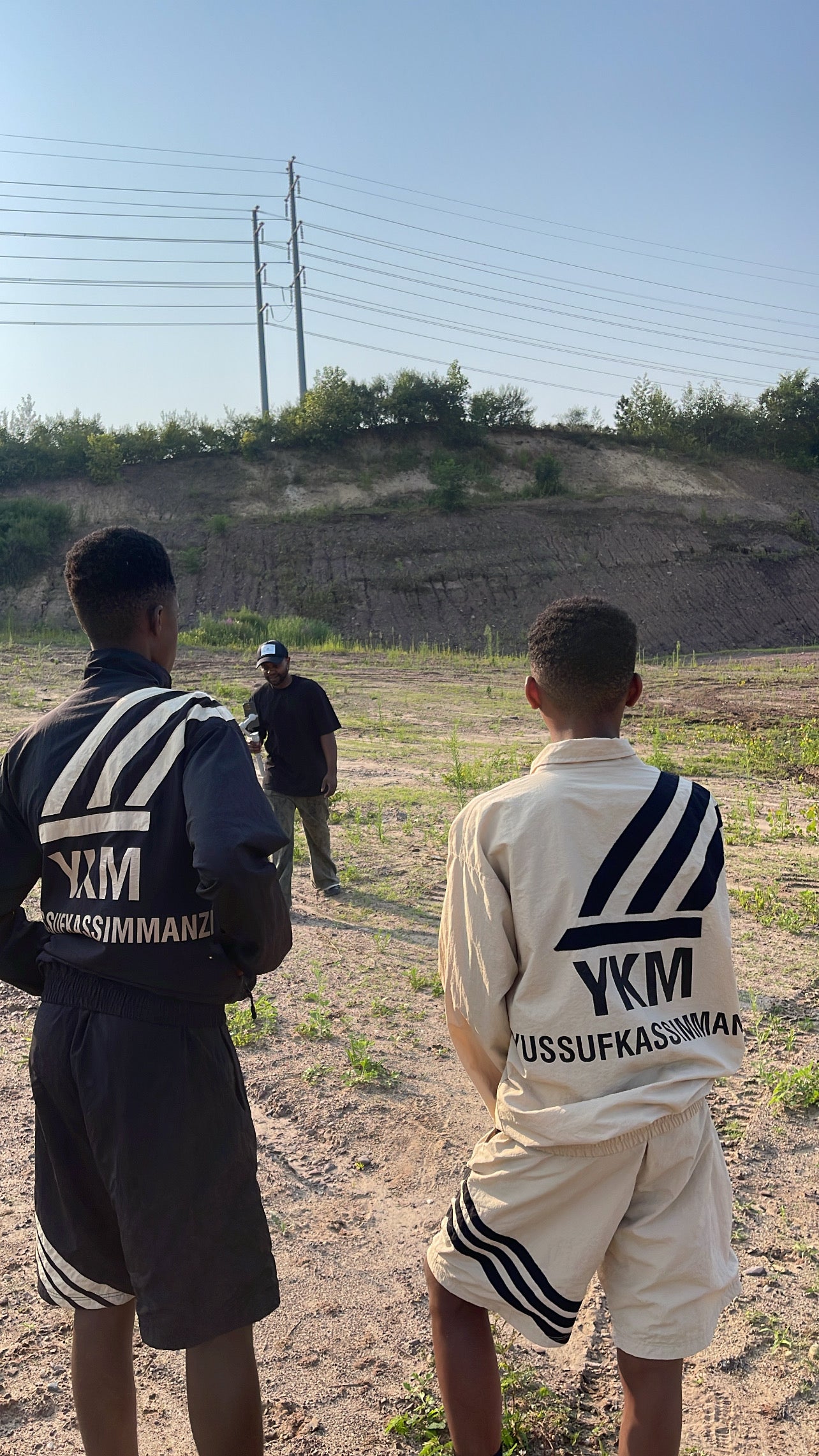 YKM Windbreaker Shorts C/B
